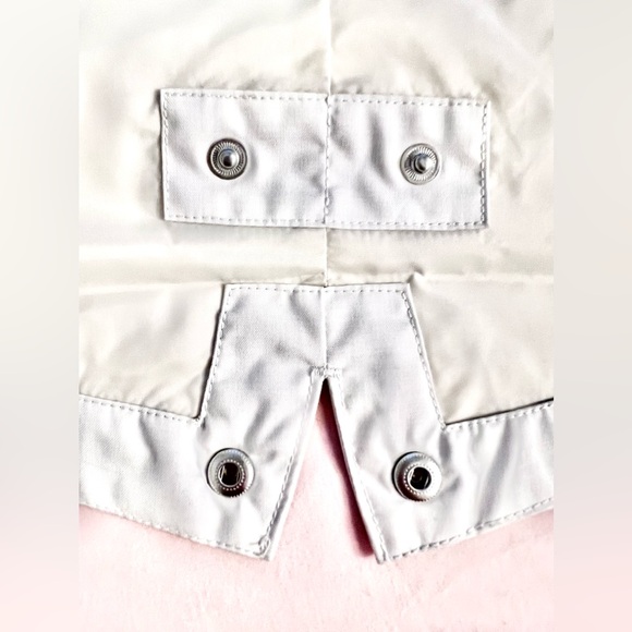 THE NORTH FACE Jacket Size Large Icy Sleek Ivory Color *EXCELLENT CONDITION!!🎁* - Picture 16 of 16